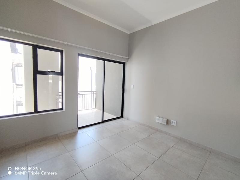 To Let 2 Bedroom Property for Rent in Glen Marais Gauteng