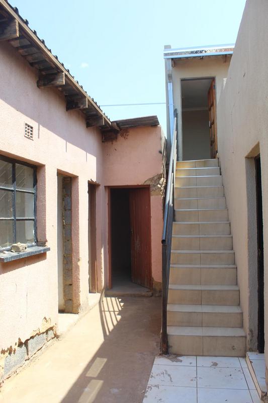 3 Bedroom Property for Sale in Emdeni Gauteng