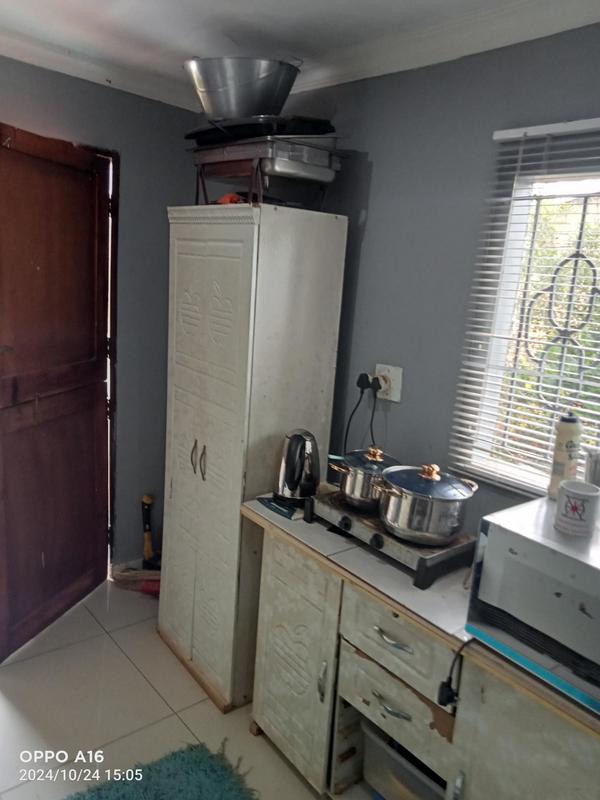 2 Bedroom Property for Sale in Tshepisong Gauteng