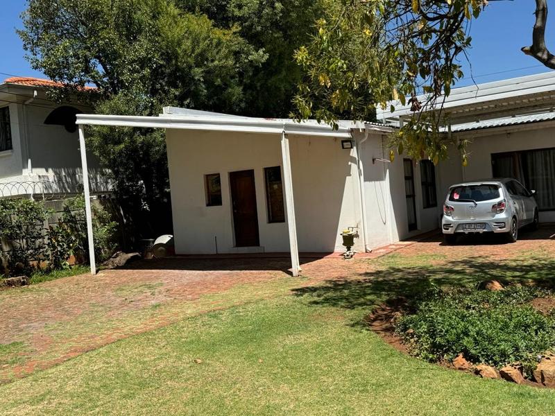 To Let 2 Bedroom Property for Rent in Observatory Gauteng