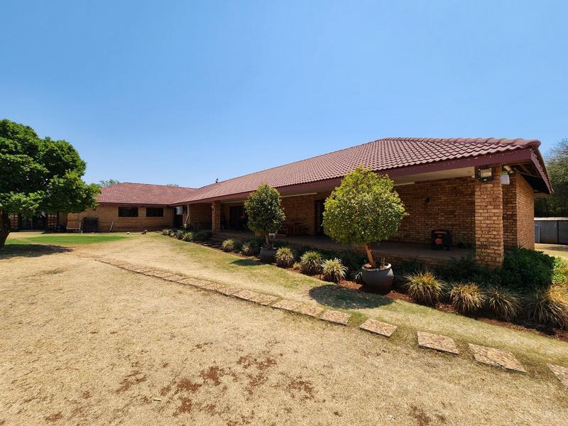 6 Bedroom Property for Sale in Montana Gauteng