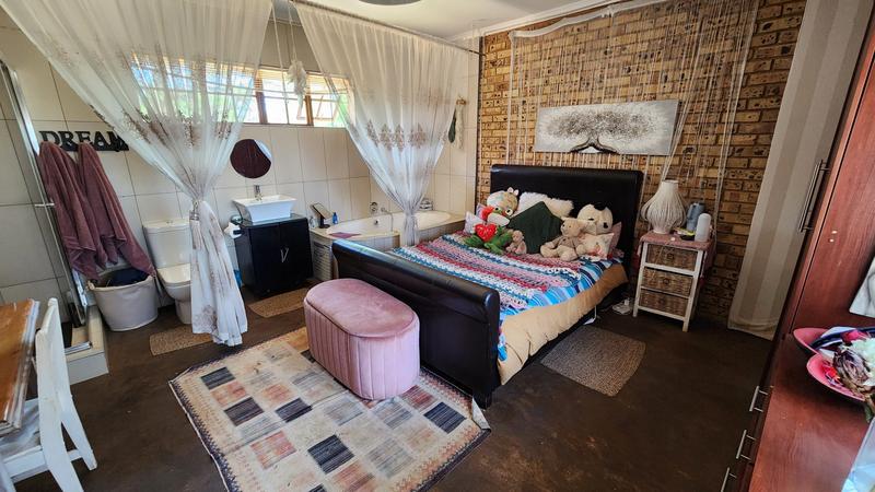 6 Bedroom Property for Sale in Montana Gauteng