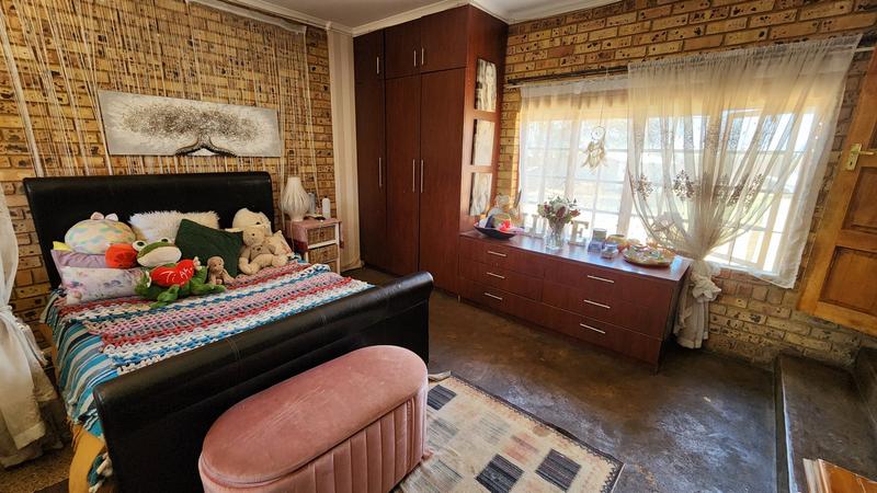 6 Bedroom Property for Sale in Montana Gauteng