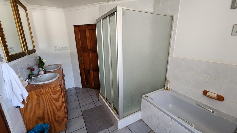 6 Bedroom Property for Sale in Montana Gauteng