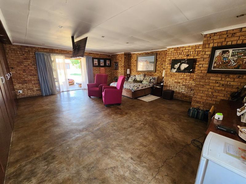 6 Bedroom Property for Sale in Montana Gauteng