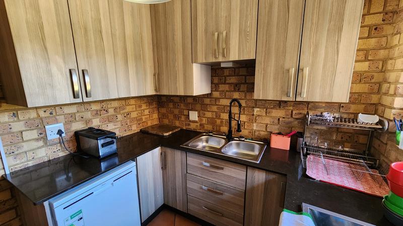 6 Bedroom Property for Sale in Montana Gauteng