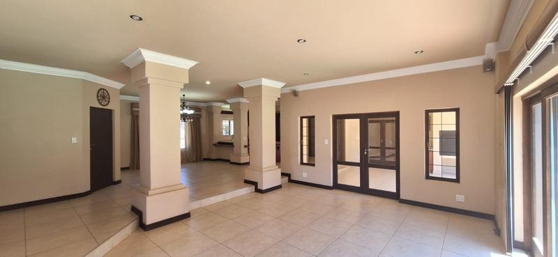 5 Bedroom Property for Sale in Midlands Estate Gauteng