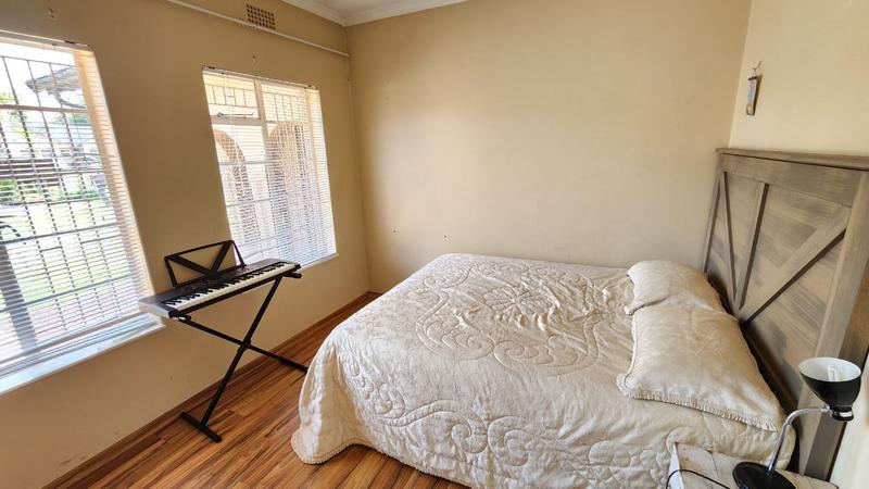 1 Bedroom Property for Sale in Brackendowns Gauteng