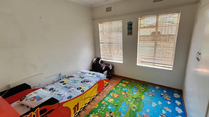 1 Bedroom Property for Sale in Brackendowns Gauteng