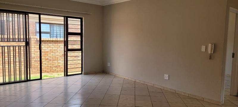 2 Bedroom Property for Sale in New Market Gauteng