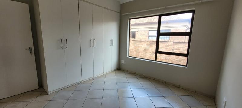 2 Bedroom Property for Sale in New Market Gauteng