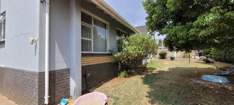 3 Bedroom Property for Sale in South Crest Gauteng