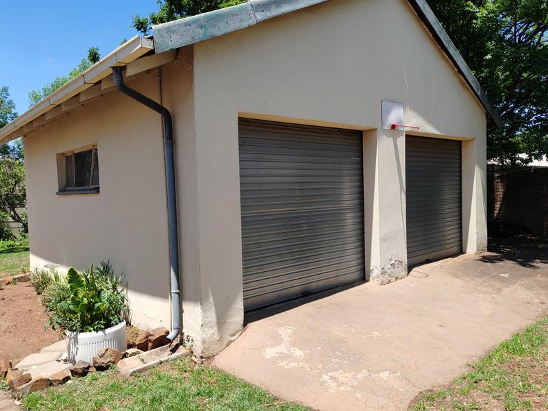 4 Bedroom Property for Sale in Meyerton Central Gauteng