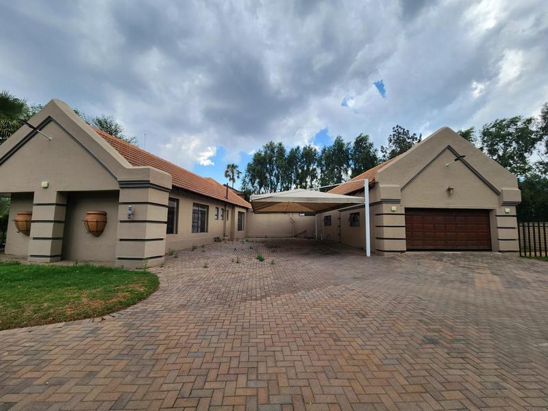 5 Bedroom Property for Sale in Vanderbijlpark SW 5 Gauteng