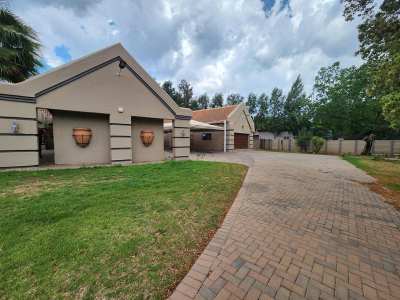 5 Bedroom Property for Sale in Vanderbijlpark SW 5 Gauteng