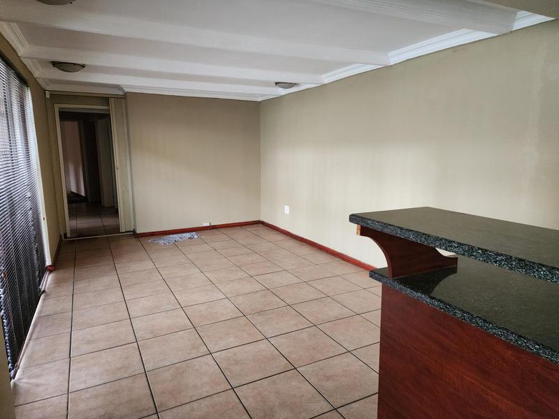 5 Bedroom Property for Sale in Vanderbijlpark SW 5 Gauteng