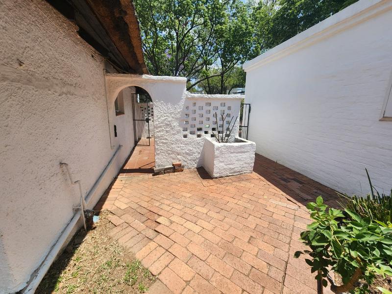 To Let 1 Bedroom Property for Rent in Paulshof Gauteng