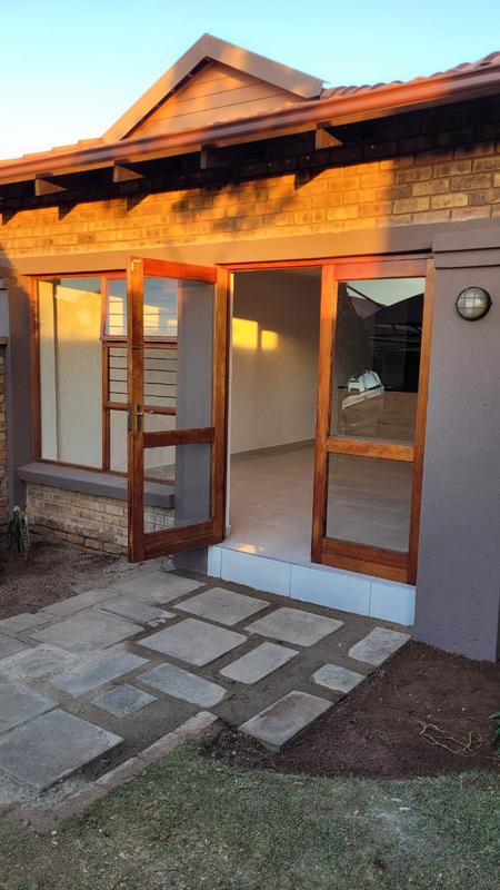 To Let 2 Bedroom Property for Rent in Brentwood Park Gauteng