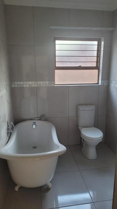 To Let 2 Bedroom Property for Rent in Brentwood Park Gauteng