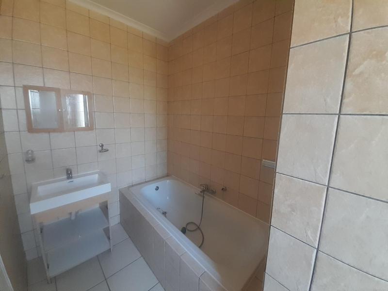 To Let 2 Bedroom Property for Rent in Eldo Lakes Estate Gauteng