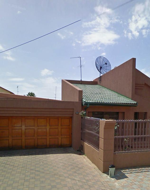 3 Bedroom Property for Sale in Laudium Gauteng