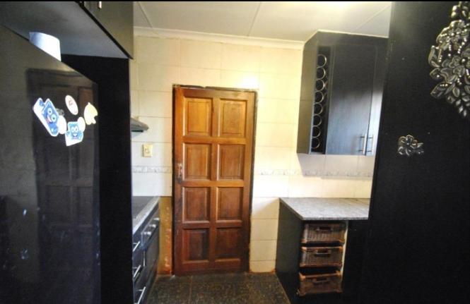 2 Bedroom Property for Sale in Dawn Park Gauteng