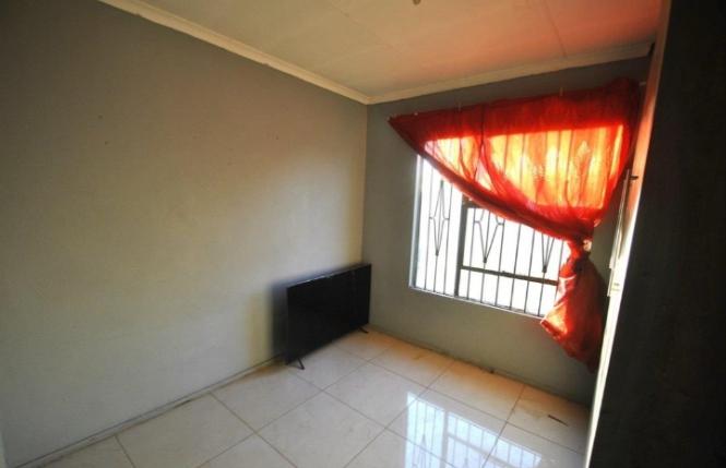 2 Bedroom Property for Sale in Dawn Park Gauteng