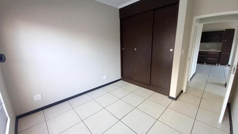 2 Bedroom Property for Sale in Greenstone Hill Gauteng