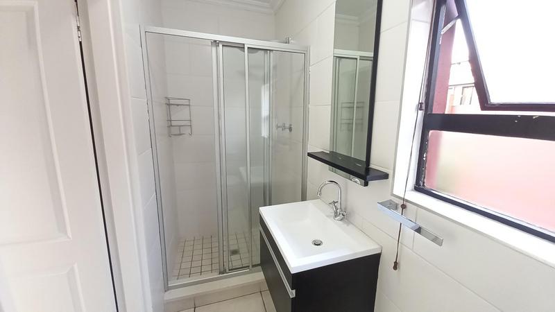 2 Bedroom Property for Sale in Greenstone Hill Gauteng