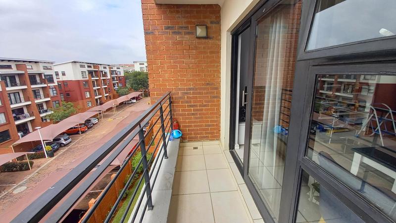 2 Bedroom Property for Sale in Greenstone Hill Gauteng