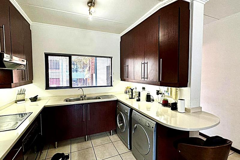 2 Bedroom Property for Sale in Bedfordview Gauteng