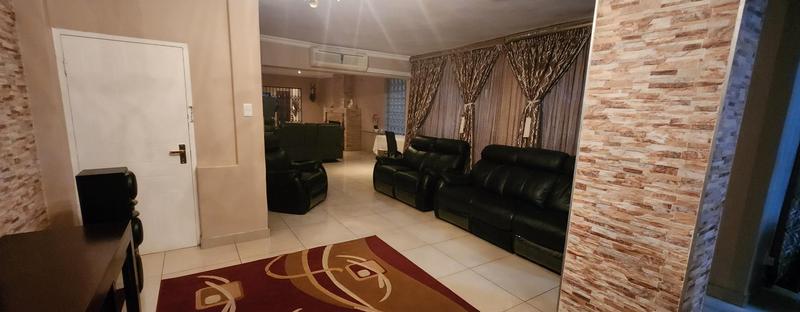 4 Bedroom Property for Sale in Kensington Gauteng