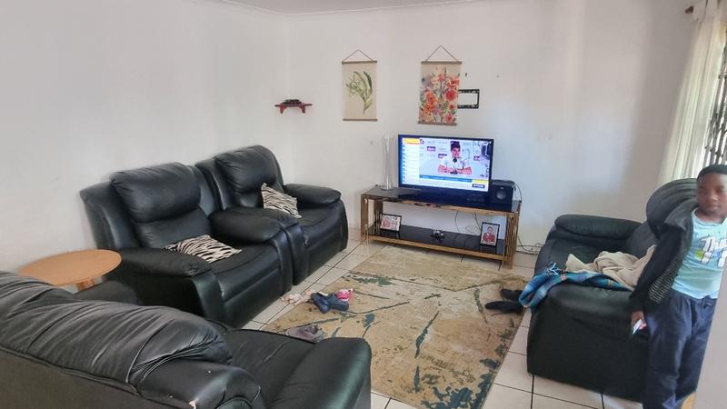 3 Bedroom Property for Sale in Orange Grove Gauteng