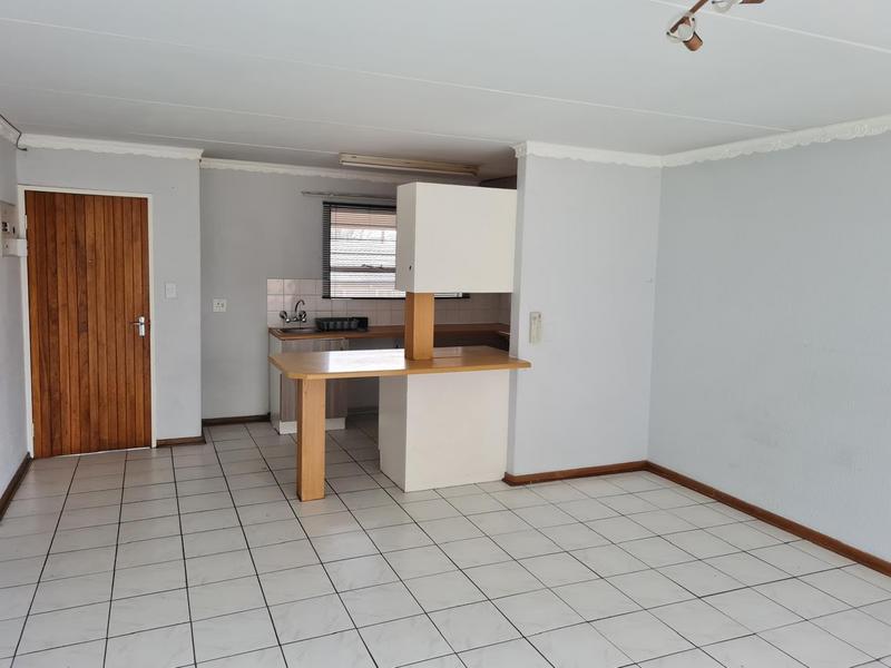 To Let 3 Bedroom Property for Rent in Krugersdorp North Gauteng