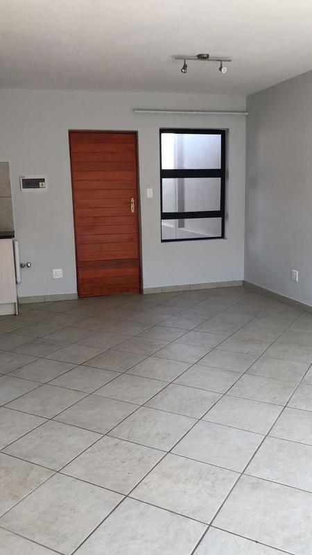 To Let 2 Bedroom Property for Rent in Heatherview Gauteng