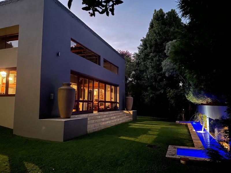 4 Bedroom Property for Sale in Waterkloof Ridge Gauteng