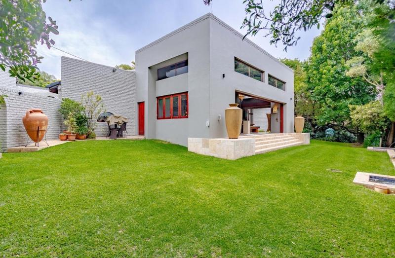 4 Bedroom Property for Sale in Waterkloof Ridge Gauteng