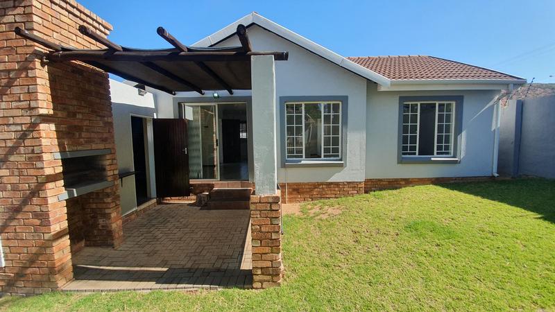 2 Bedroom Property for Sale in Amandasig Gauteng