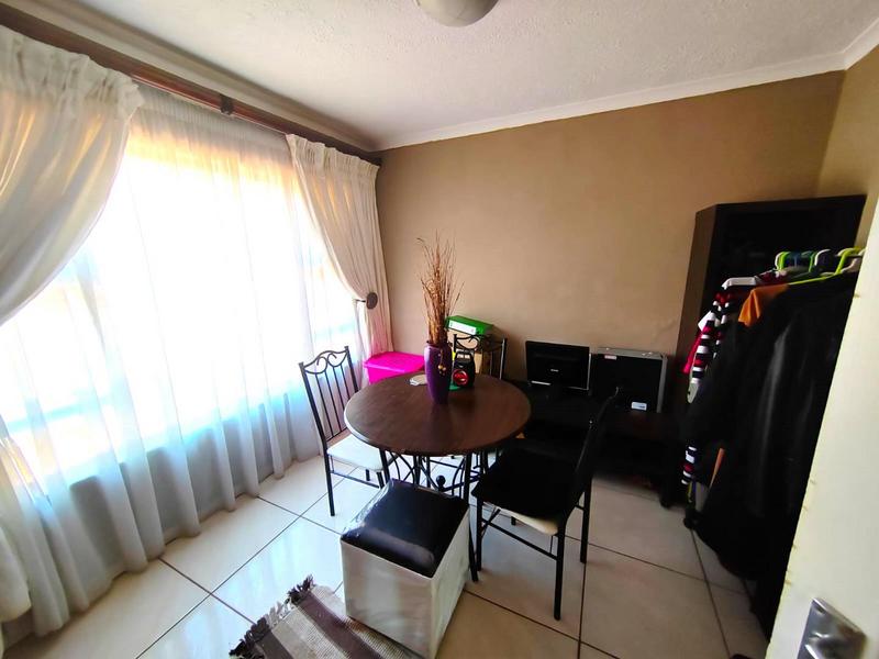 4 Bedroom Property for Sale in Amandasig Gauteng