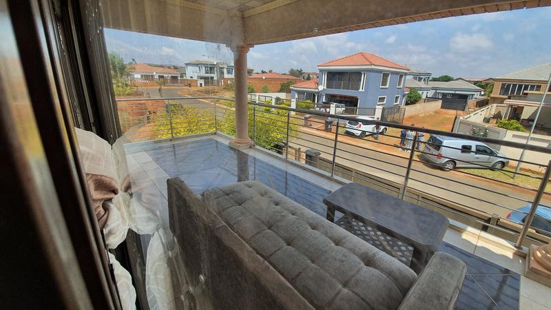 5 Bedroom Property for Sale in The Orchards Gauteng