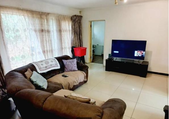 To Let 3 Bedroom Property for Rent in Birchleigh Gauteng