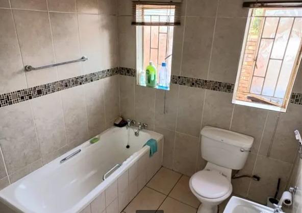 To Let 3 Bedroom Property for Rent in Birchleigh Gauteng