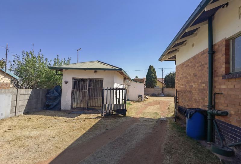 2 Bedroom Property for Sale in Primrose East Gauteng