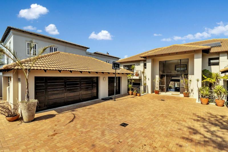 To Let 5 Bedroom Property for Rent in Dainfern Valley Gauteng