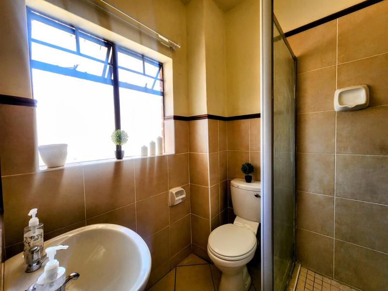 1 Bedroom Property for Sale in Karenpark Gauteng