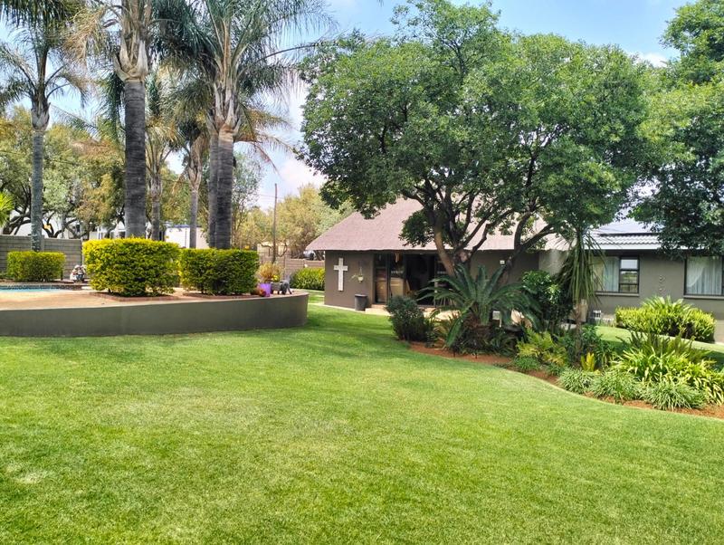 3 Bedroom Property for Sale in Noordheuwel Gauteng