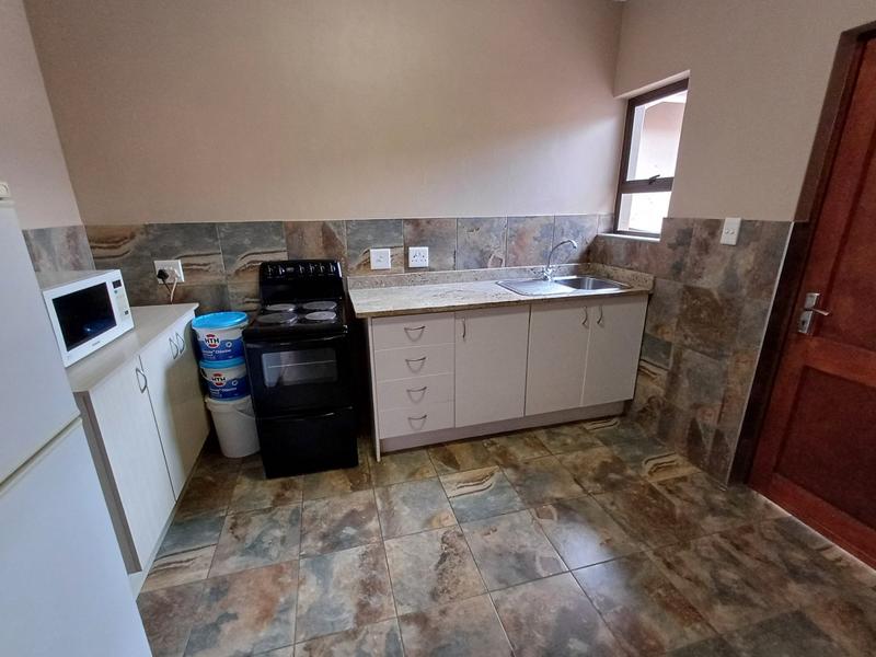 5 Bedroom Property for Sale in Poortview Gauteng