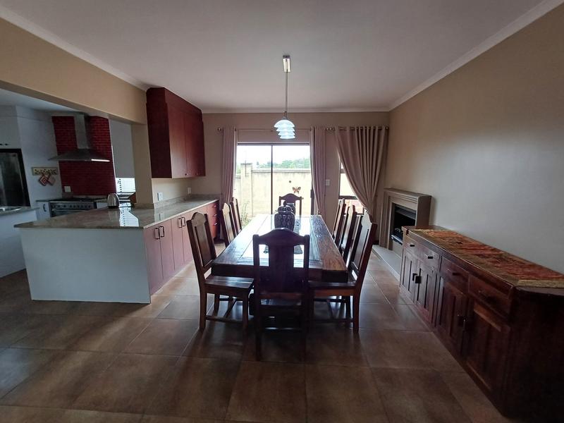 5 Bedroom Property for Sale in Poortview Gauteng