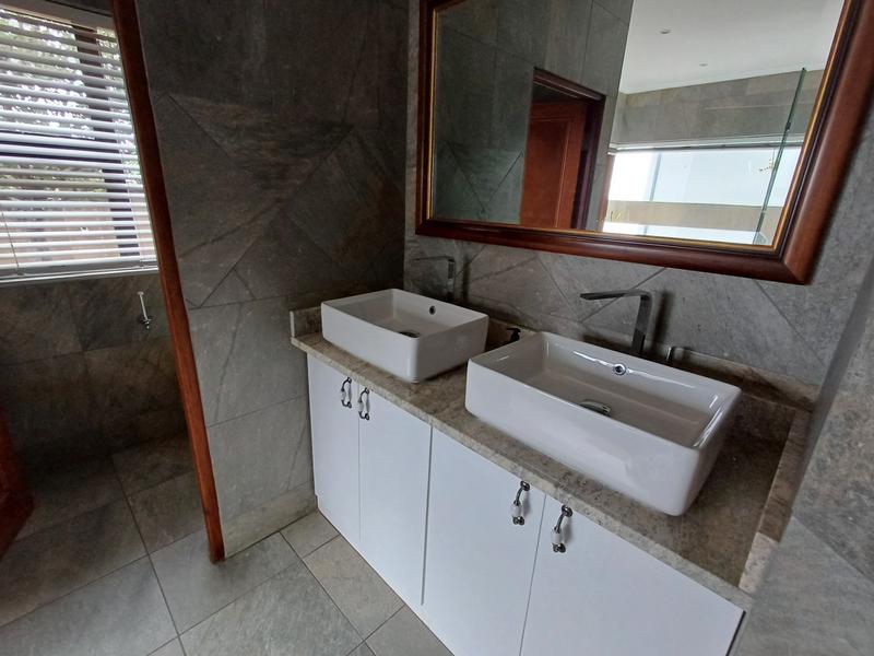 5 Bedroom Property for Sale in Poortview Gauteng