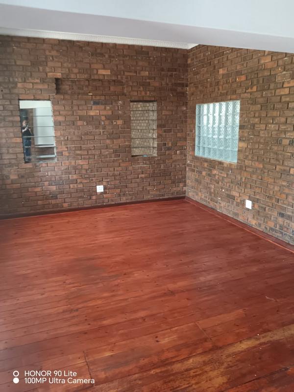 To Let 3 Bedroom Property for Rent in Gezina Gauteng